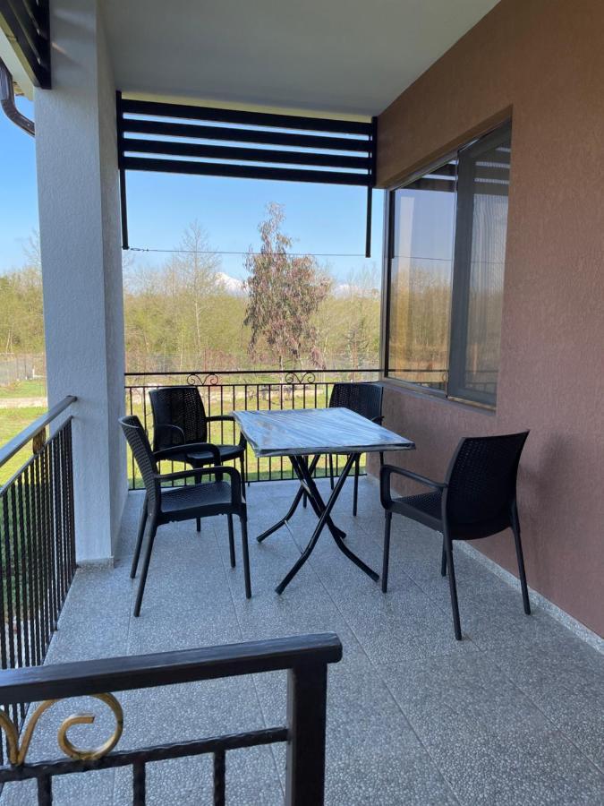 Apartment Comfort In אורקי מראה חיצוני תמונה