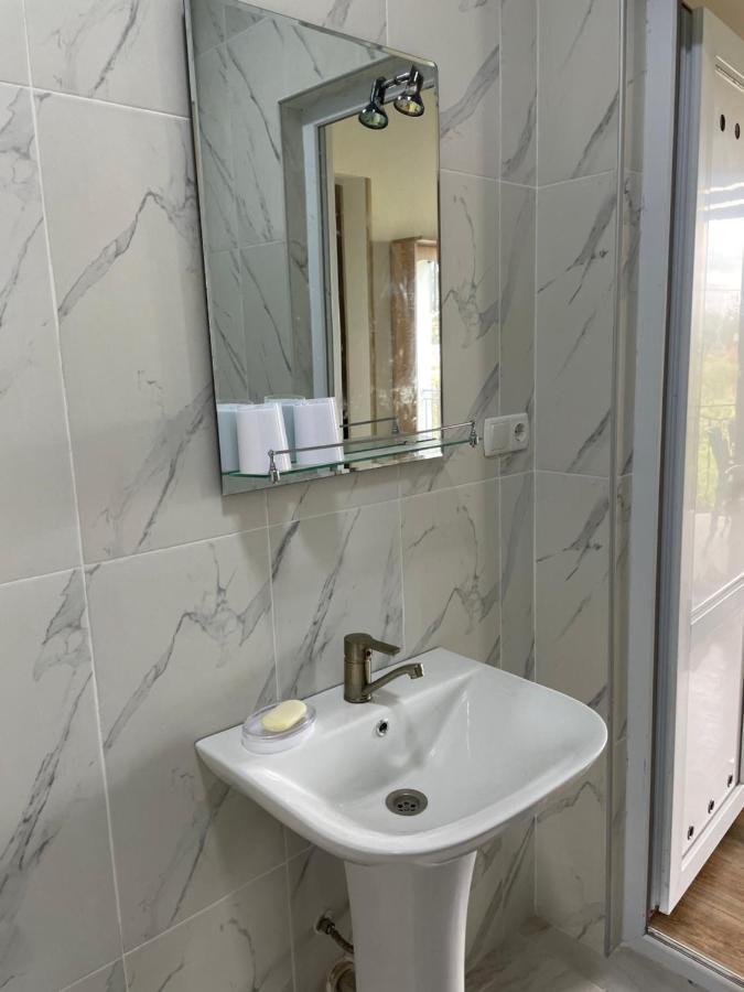 Apartment Comfort In אורקי מראה חיצוני תמונה